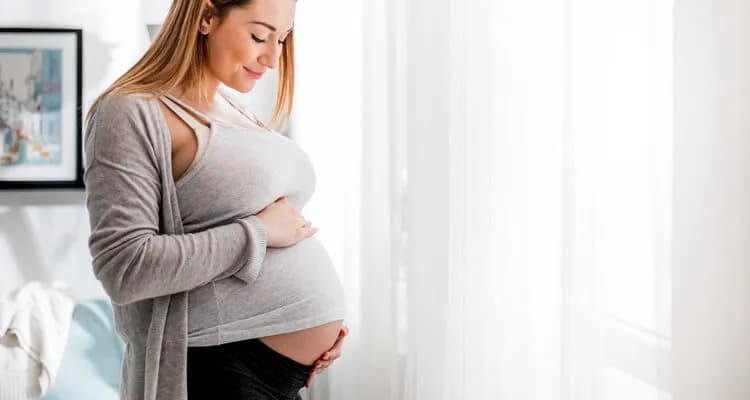 Skuteczne sposoby na zaparcia w ciąży, które nie zaszkodzą dziecku
