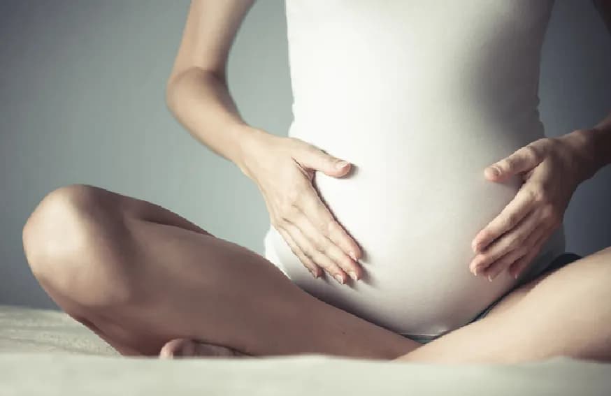 Kiedy jakie badania w ciąży? Sprawdź, aby uniknąć zagrożeń dla zdrowia.